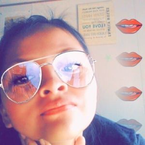 Meet your Posher, Carrie